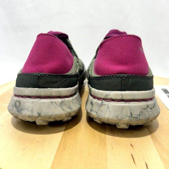 Merrell Gray and Pink Quilted Flats NWOT - Picture 6 of 11